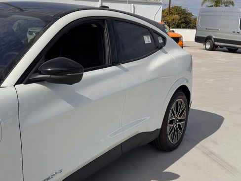 New 2026 Ford Mustang Mach-E Premium image 9