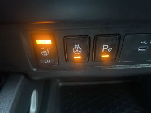 Used 2023 Nissan Frontier SV w/ SV Convenience Package image 33