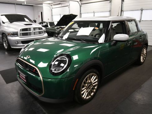 Used 2025 MINI Cooper S FWD image 4