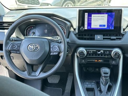 Used 2025 Toyota RAV4 XLE image 10