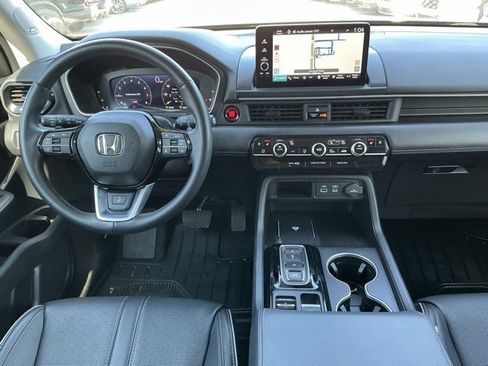 Used 2024 Honda Pilot Elite image 8