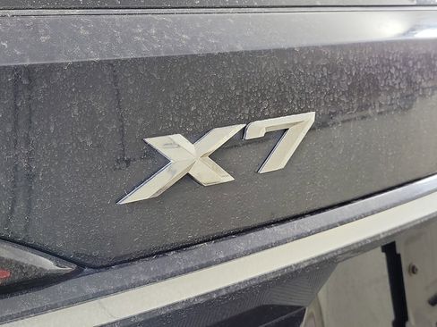 Used 2024 BMW X7 xDrive40i w/ Premium Package image 7