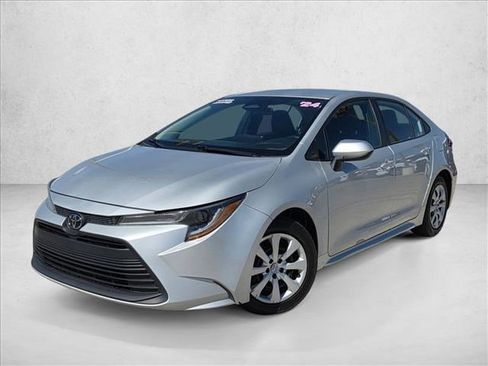 Used 2024 Toyota Corolla LE FWD image 1