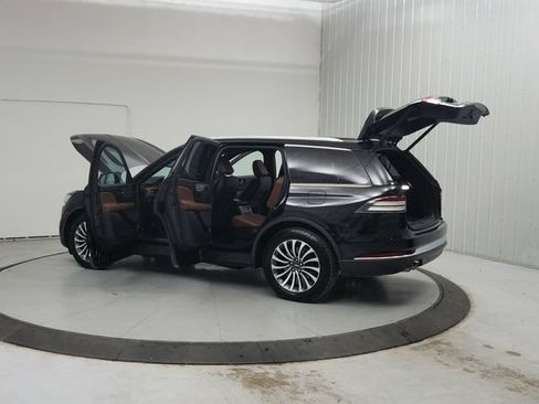 Used 2023 Lincoln Aviator Reserve w/ Elements Package Plus RWD image 14
