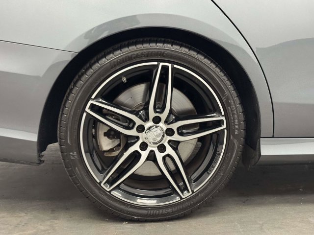 Used 2019 Mercedes-Benz E 450 4MATIC Wagon w/ Driver Assistance Package image 22