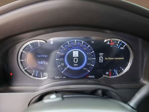 Used 2018 Cadillac Escalade Luxury AWD/4WD image 11