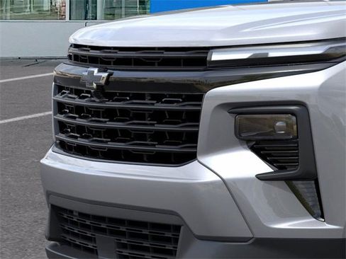 New 2026 Chevrolet Traverse LT w/ Midnight/Sport Edition image 13