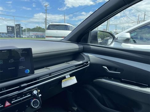 New 2025 Hyundai Santa Cruz SEL image 30