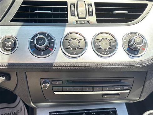 Used 2009 BMW Z4 sDrive35i RWD image 14