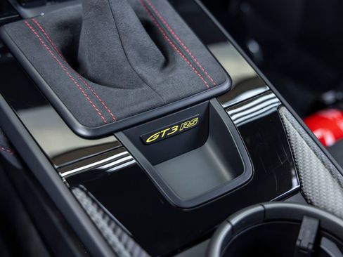 Certified 2025 Porsche 911 GT3 RS RWD image 59