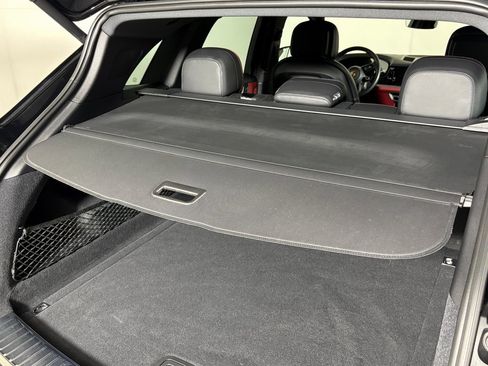 Used 2024 Porsche Cayenne image 15