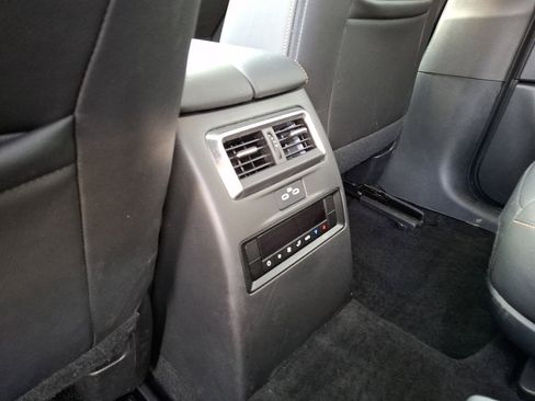 Used 2025 MAZDA CX-90 3.3 Turbo w/ Preferred Package AWD/4WD image 11