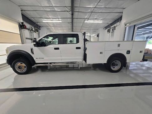 Used 2019 Ford F550 4x4 Crew Cab Super Duty image 4