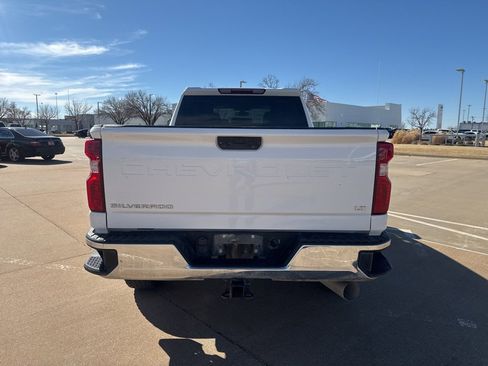 Used 2023 Chevrolet Silverado 2500 LT image 5