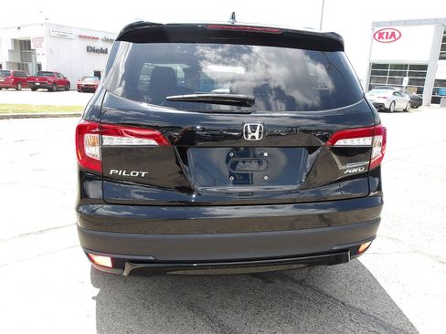 Used 2021 Honda Pilot Special Edition image 6