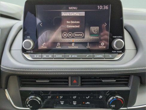 Certified 2025 Nissan Rogue S FWD image 30