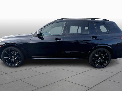 Certified 2024 BMW X7 xDrive40i w/ M Sport Package image 32