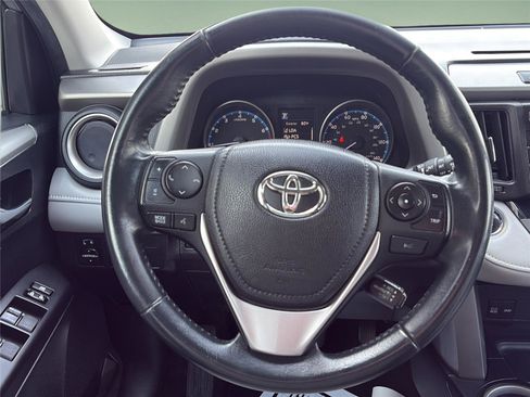 Used 2018 Toyota RAV4 XLE w/ Plus Extra Value Package image 16