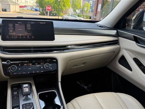 Used 2023 INFINITI QX60 Luxe FWD image 25