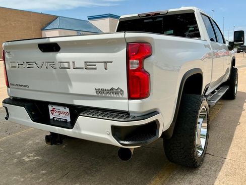 Used 2020 Chevrolet Silverado 2500 High Country w/ Technology Package AWD/4WD image 19