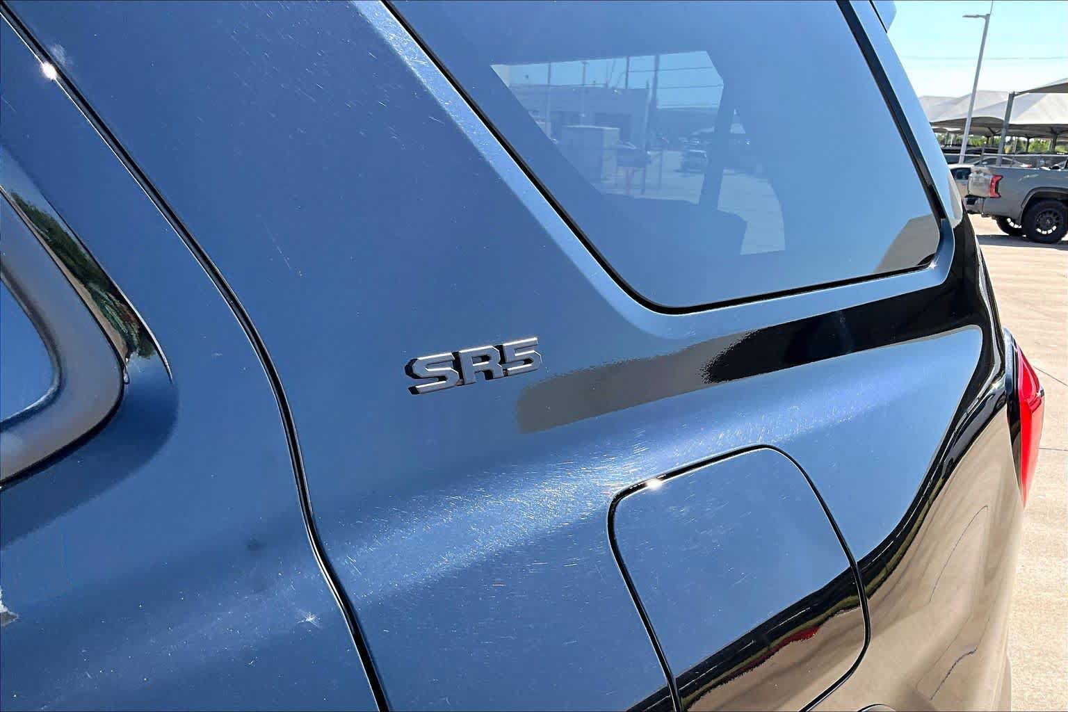 Used 2026 Toyota 4Runner SR5 AWD/4WD image 32