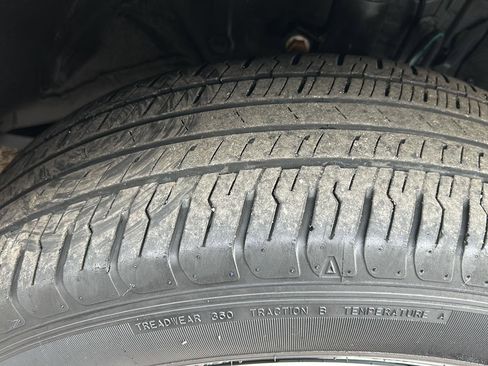 Used 2022 Toyota RAV4 LE image 26