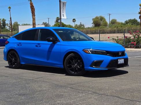 Used 2024 Honda Civic Sport image 1