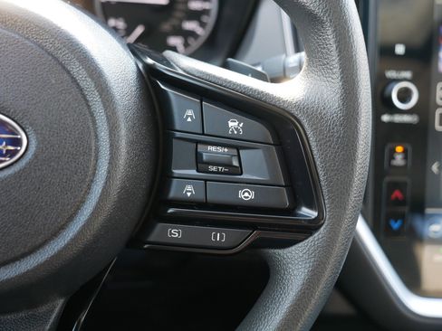 Used 2024 Subaru Crosstrek 2.0i Premium image 30