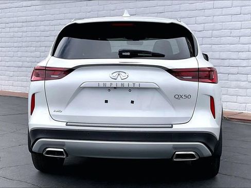 New 2025 INFINITI QX50 Luxe AWD/4WD image 3