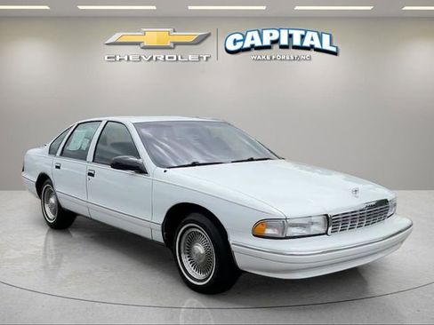 Used 1996 Chevrolet Caprice SS RWD image 7