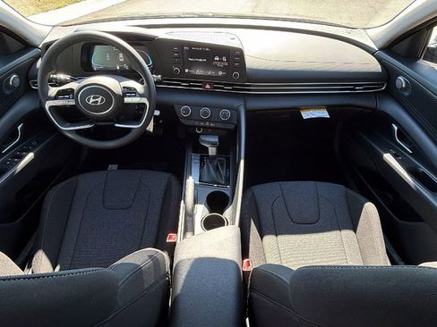 New 2026 Hyundai Elantra SE image 20