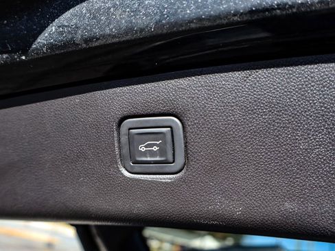 Used 2024 Chevrolet Blazer LT image 35