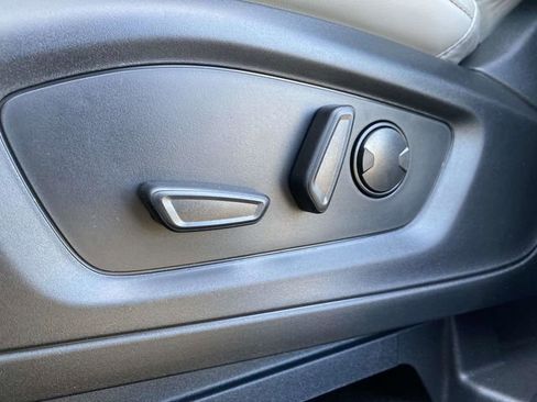 New 2026 Ford Explorer Active w/ Active Comfort Package image 13