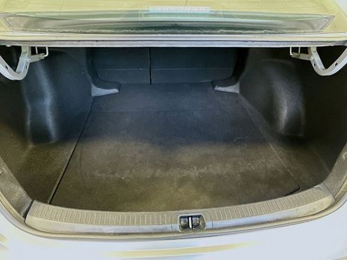 Used 2024 Toyota Corolla LE FWD image 25