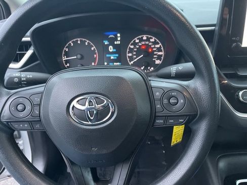 Used 2024 Toyota Corolla LE image 19