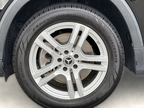Used 2023 Mercedes-Benz GLB 250 image 12
