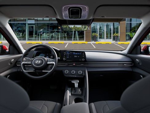 New 2026 Hyundai Elantra SE image 11