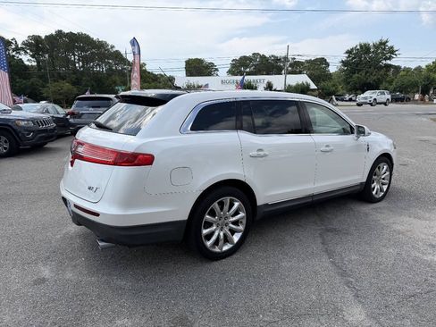 Used 2011 Lincoln MKT 2WD w/ 101A Rapid Spec Order Code image 6