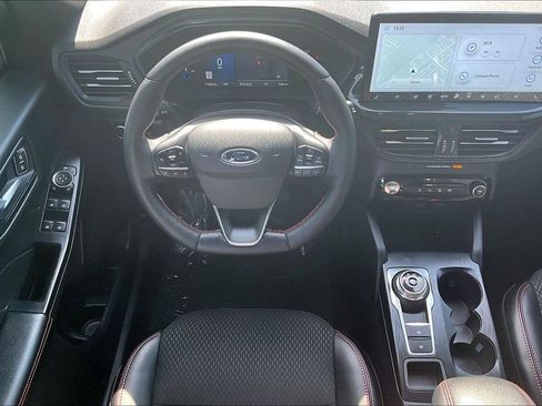 Used 2025 Ford Escape ST-Line w/ Tech Pack #1 image 8