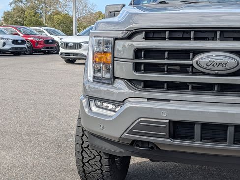 Used 2021 Ford F150 Lariat image 9