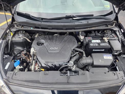 Used 2014 Hyundai Accent GLS w/ Option Group 2 FWD image 6