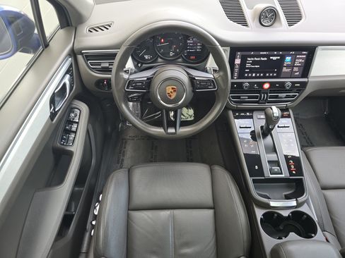 Certified 2022 Porsche Macan AWD/4WD image 24