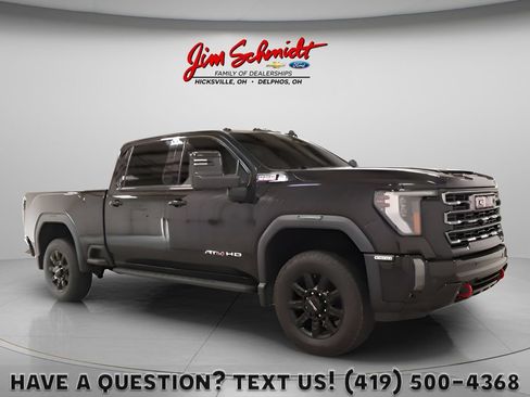Used 2024 GMC Sierra 2500 AT4 w/ Technology Package AWD/4WD image 1