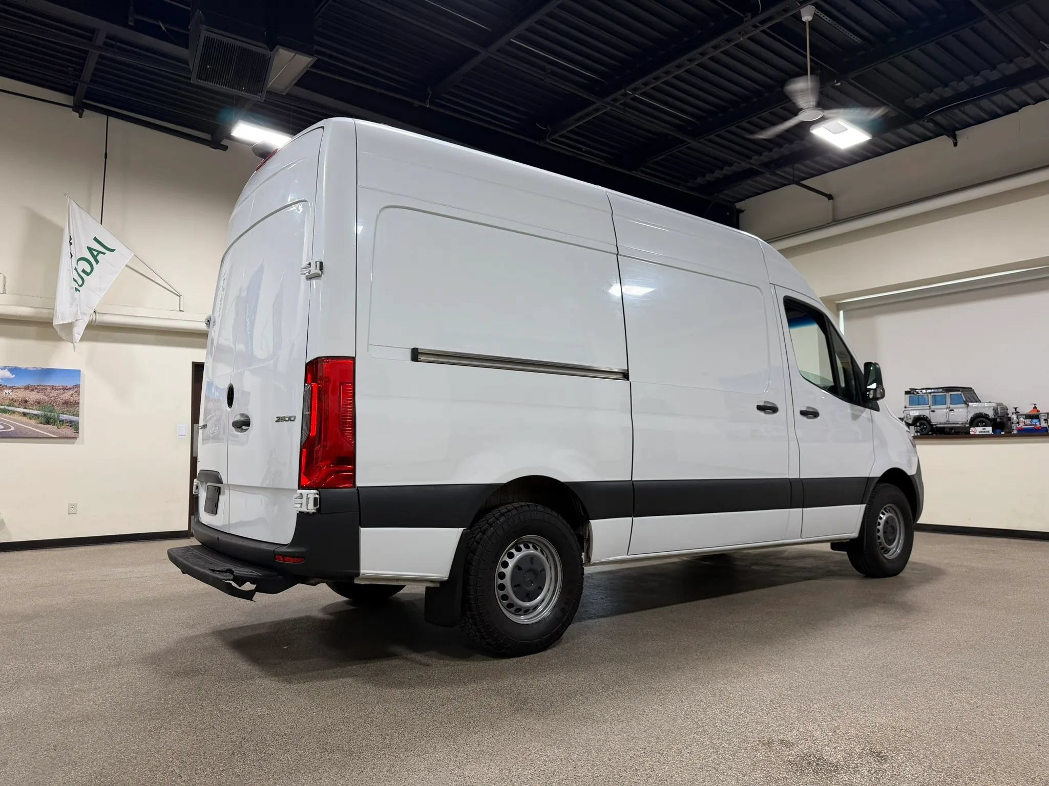 Used 2020 Mercedes-Benz Sprinter 2500 image 5