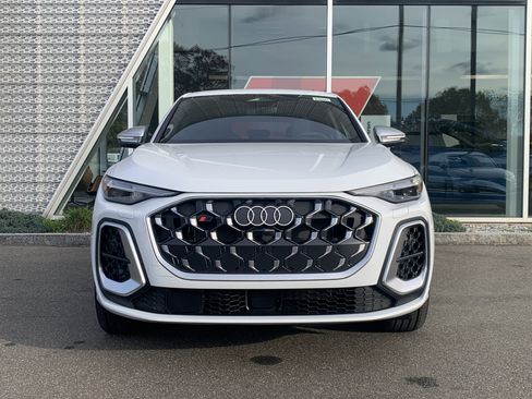 New 2025 Audi SQ5 Premium Plus image 6