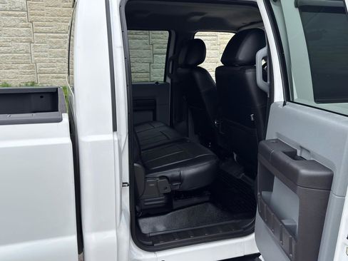 Used 2015 Ford F250 XL w/ Power Equipment Group image 44