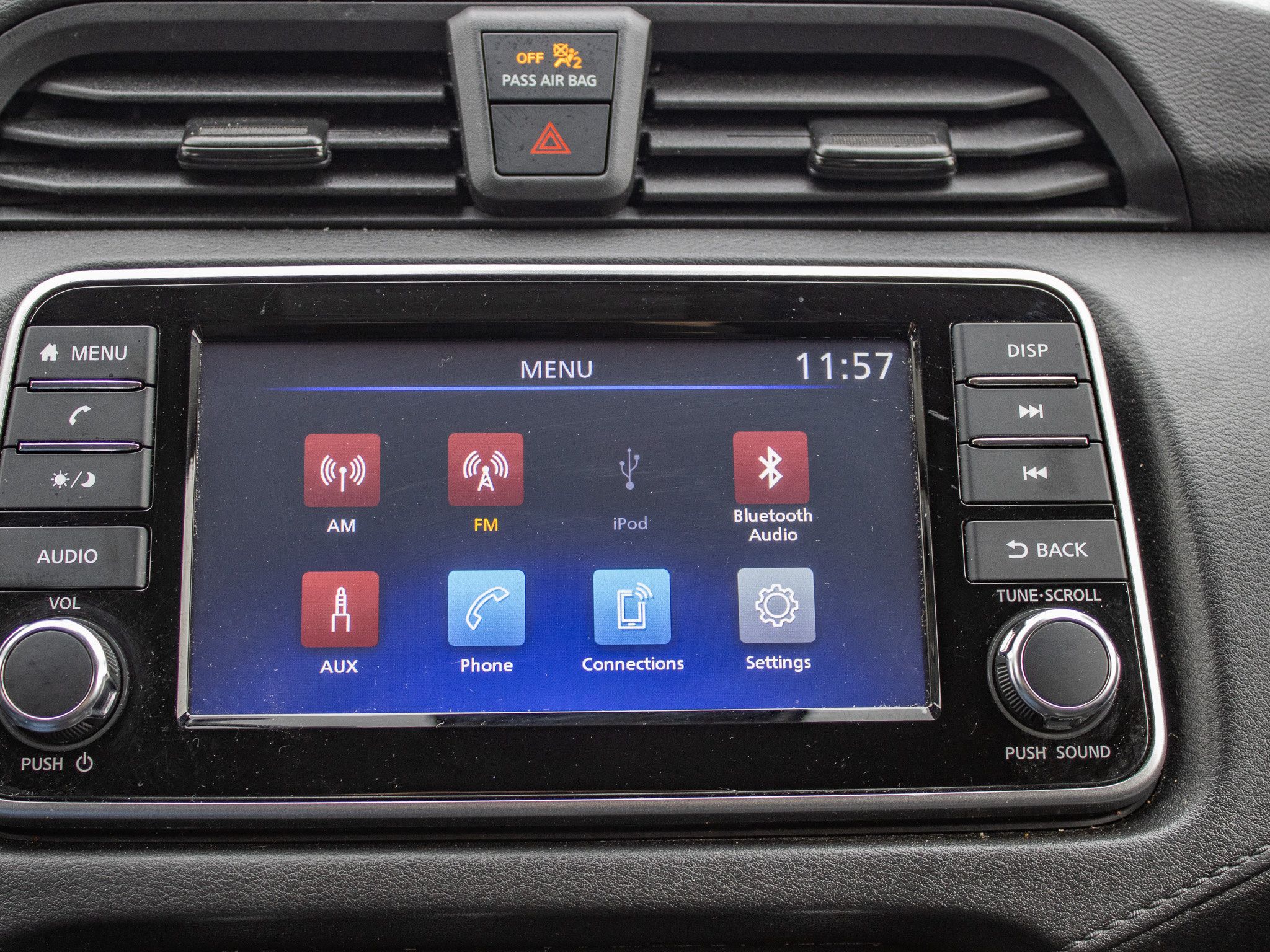 Used 2025 Nissan Versa S w/ Trunk Package FWD image 34