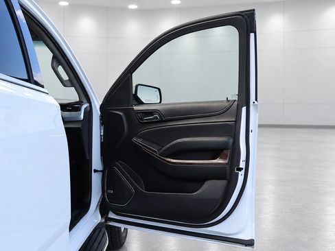 Used 2016 GMC Yukon SLT RWD image 23