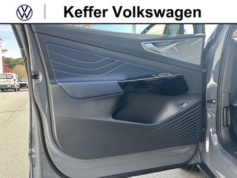 New 2025 Volkswagen ID.4 Pro S Plus AWD/4WD image 13