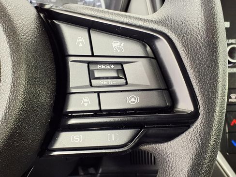 Certified 2025 Subaru Crosstrek 2.0i Premium AWD/4WD image 17